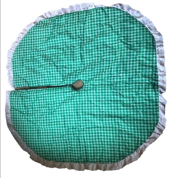 Handmade Farmhouse Christmas Tree Reversible Skirt Quilted Red Green Eyelet - Picture 5 of 5